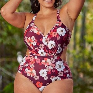 NWT Cutout One-Piece Swimsuit